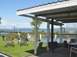Kinsellas Water Views, beach rental in Albany