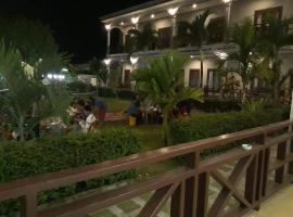 Mama Leurth Sunset Guesthouse, hostel in Don Det