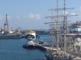 Hotel la majadilla palace – hotel w mieście Las Palmas de Gran Canaria