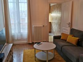 Studio bien placé pour visiter Paris, apartment in Vincennes