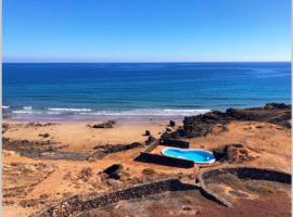 Playa Marina Ocean View Eco Bungalow – hotel w mieście Arrieta