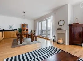 Potsdam Lakeview Apartment