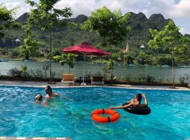 Restful River Villas, družinam prijazen hotel v mestu Phong Nha