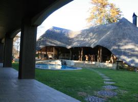 AFRICAN DREAMS GUESTHOUSE, hotel with parking in Okahandja