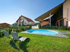 Farmhouse Lipoglav