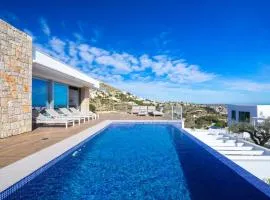 Villa Lirios by Interhome