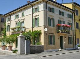 B&B La Mongolfiera: Villafranca di Verona'da bir otel