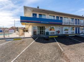 Motel 6-Needles, CA, hotel di Needles