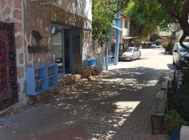 Boynuz Ağacı pansiyon, B&B in Kaleucagız