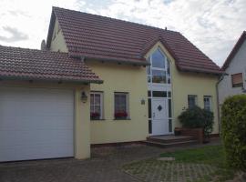 Ferienhaus Bogsi, vacation home in Müllrose