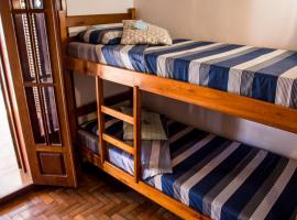 Flor de Lis Hostel, хостел у місті Вісоза