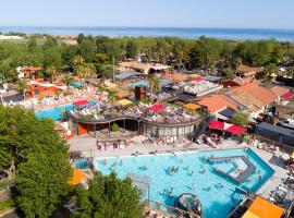 VILLAGE CLUB LES SABLONS, viešbutis , netoliese – Beziers Cap d'Agde oro uostas - BZR