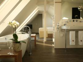 Strand-Hotel Seenelke, hotel v destinaci Wilhelmshaven