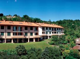 Residence Isolino – hotel w mieście Verbania