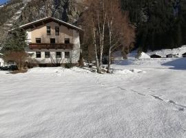 Mooshof, cheap hotel in Kaunertal