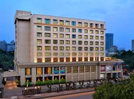 Radisson Mumbai Goregaon, hotel v Bombaji