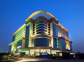 Radisson Blu Kaushambi Delhi NCR, hotel en Ghaziabad