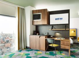 Park Inn By Radisson Hasselt, acomoda&ccedil;&atilde;o em Hasselt