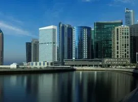 Radisson Blu Hotel, Dubai Waterfront