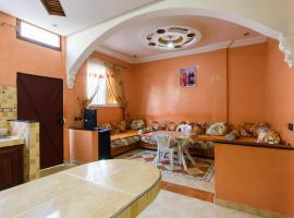 rico,s house, hotel em Agadir