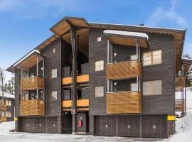 Holiday Home Karhunvartijan linna b14 by Interhome