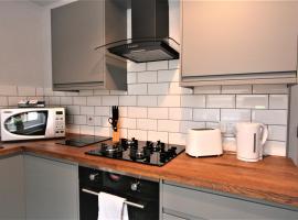 Nelson By The Docks Serviced Apartments by Roomsbooked, apartemen di Gloucester