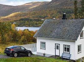 Holiday home Gursken II, feriebolig i Vågen