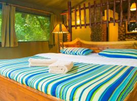 Kibale Forest Camp by NATURE LODGES LTD, hotel near Kibale Forest Corridor Game Reserve, Kyenjojo