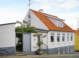 4 person holiday home in Allinge, Strandhaus in Allinge