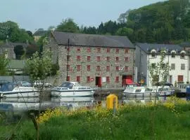 Waterside Guesthouse
