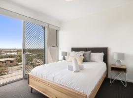 Spacious apartment with generous entertaining, căn hộ ở Brisbane