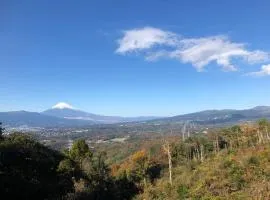 南箱根 熱海 貸切別荘 リゾートハウス バンボー