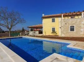 Istrian villa Orbanići with private pool for up to 12 persons