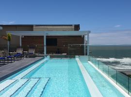Blue Waters Hotel, hotel v destinaci Durban