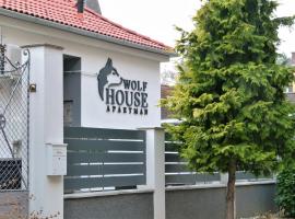Wolf House Apartman, hotel in Zalaegerszeg