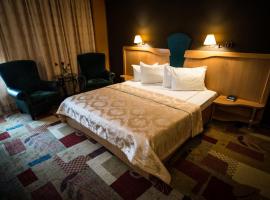 Ambassador Hotel: Temeşvar şehrinde bir otel