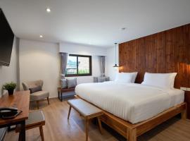 P2 Wood Loft โรงแรมในเกาะพีพี