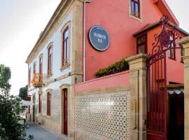 Harbour Inn Design Townhouse