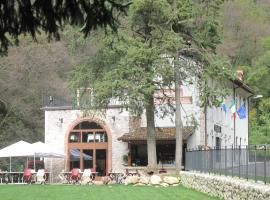 Locanda Al Confin - Osteria Le Piere, hotell med parkering i Pigozzo