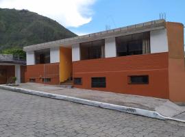 Casa Vacacional en Baños de Agua Santa, בית נופש בבאניוס