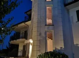 RAJA ROOMS