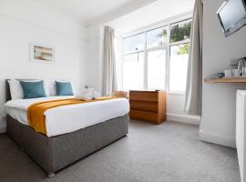 Oasis House, гостевой дом в городе Фалмут