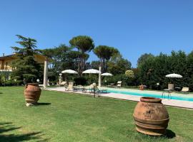 Chiassa-Tregozzano Villa Sleeps 8 Pool WiFi, hotell i Chiassa Superiore