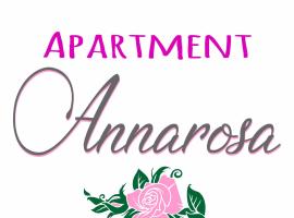 Apartment Annarosa, hotel v mestu Ronchi