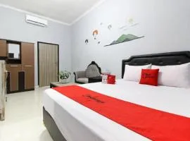RedDoorz near Graha Saba UGM