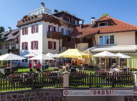 Gasthaus Babsi, отель в городе Сопрабольцано, рядом находится Rittner Seilbahn - Funivia del Renon