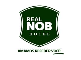 Real NOB Hotel، فندق في أورليانز