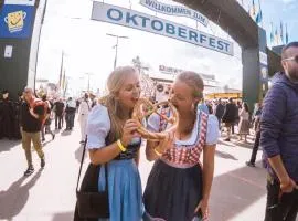 Munich Oktoberfest on a Budget including breakfast