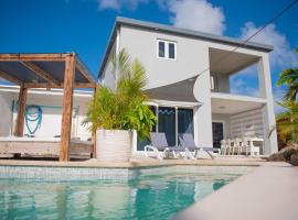 Sunny Hill Apartment, hotel a Willemstad