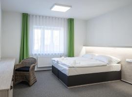 Garni hotel Roušarka, ubytovanie typu bed and breakfast v destinácii Sušice